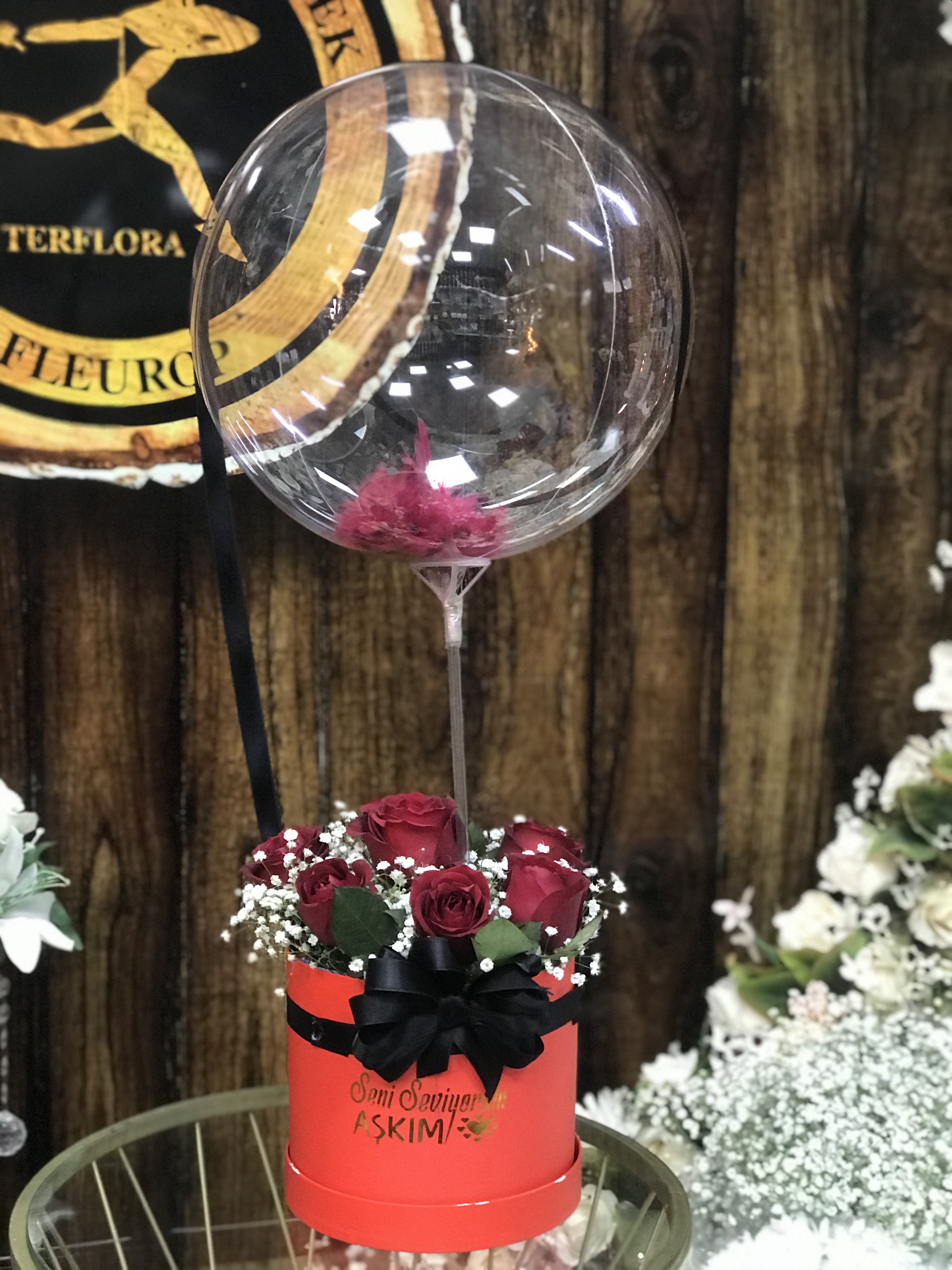 KUTU GÜL + BALON